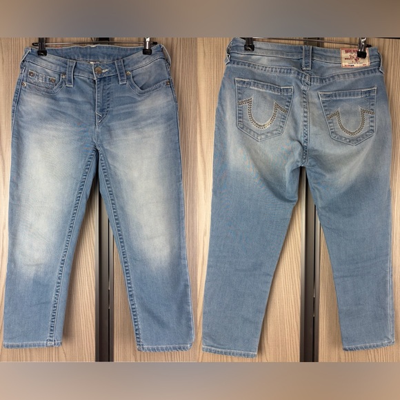 True Religion Denim - True Religion ‘Capri’ Cropped Jeans ~ in Light Blue Wash w/ Studs ~ Size 28